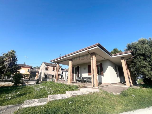 Casa in vendita a Santa Lucia, Quistello