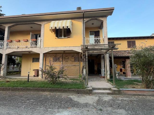 Casa in vendita a Bressana, Bressana Bottarone