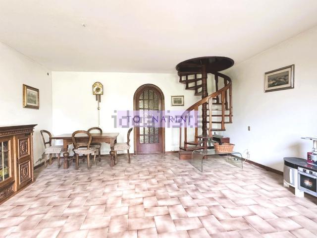 Casa in vendita a Le Case, Montevettolini