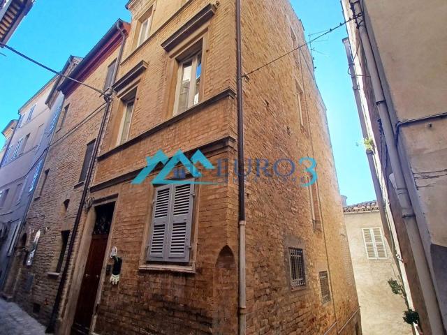 Casa in vendita a Marche, Ascoli Piceno