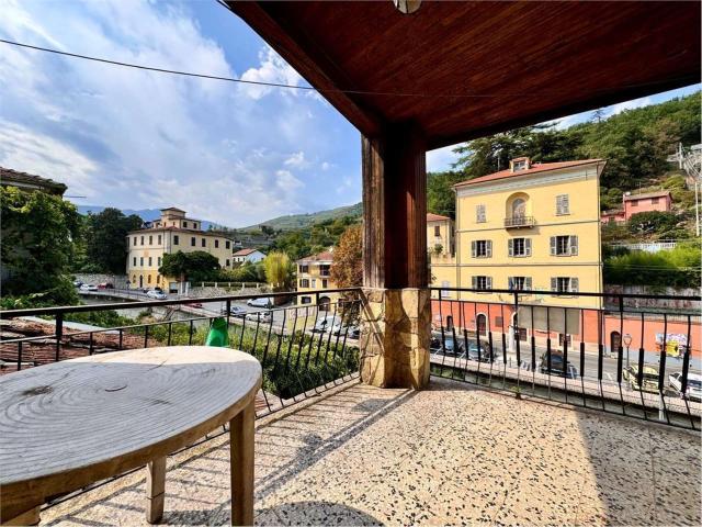 Casa in vendita a Borgomaro, Liguria