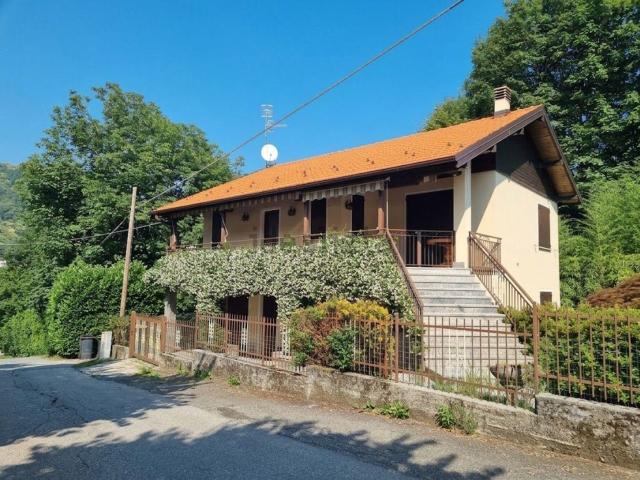 Casa in vendita a Roncaccio, Piemonte