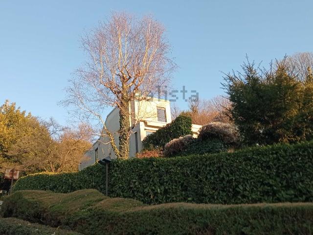 Casa in vendita a Lipomo, Lombardia