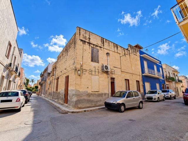 Casa in vendita a Paceco, Trapani