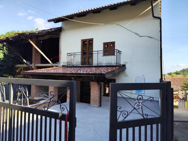 Casa in vendita a Piemonte, Asti