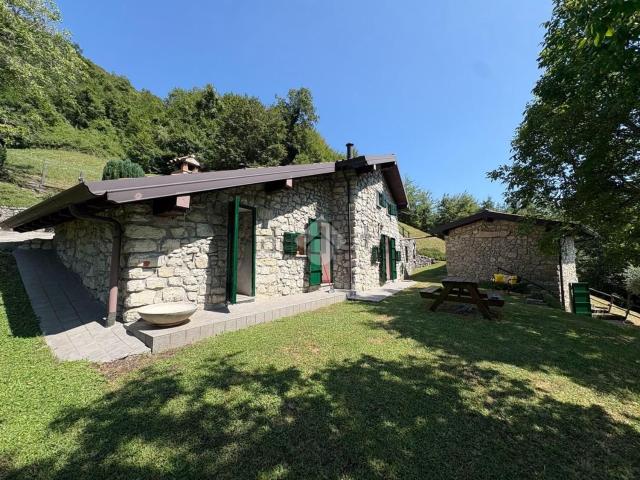 Casa in vendita a Santo Stefano, Berzo San Fermo