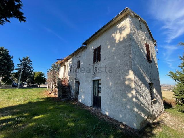 Casa in vendita a Marche, Macerata