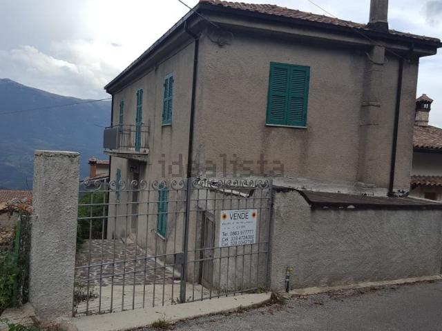 Casa in vendita a Meta, Civitella Roveto