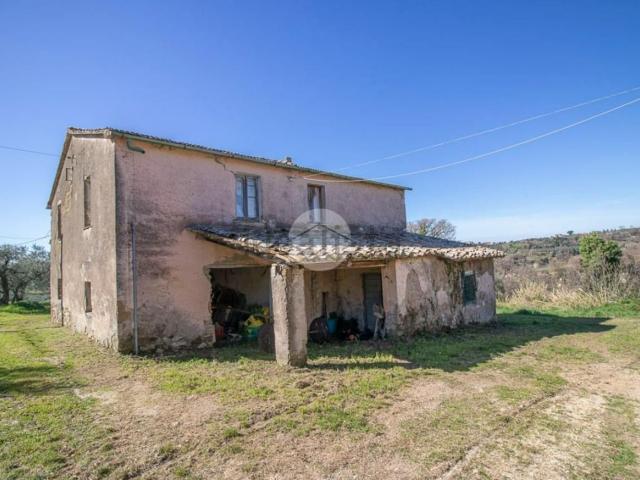 Casa in vendita a Montebuono, Lazio