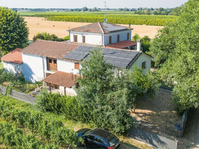 Casa in vendita a Zello, Imola