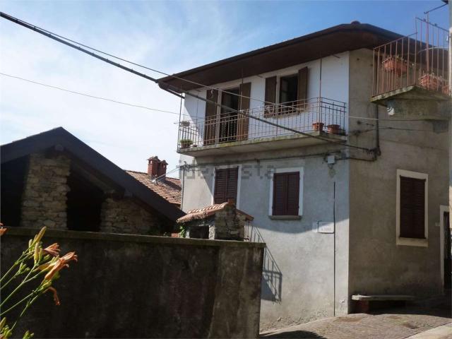 Casa in vendita a Piemonte, Novara
