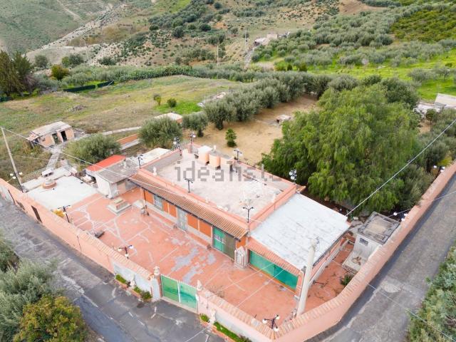 Casa in vendita a Centuripe, Sicilia