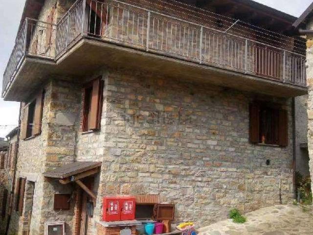 Casa in vendita a Ferriere, Reggio Emilia