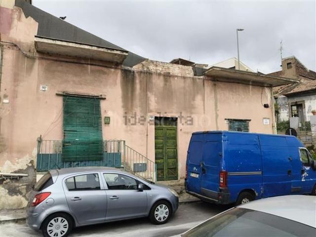 Casa in vendita a Picanello-Ognina-Barriera-Canalicchio, Catania