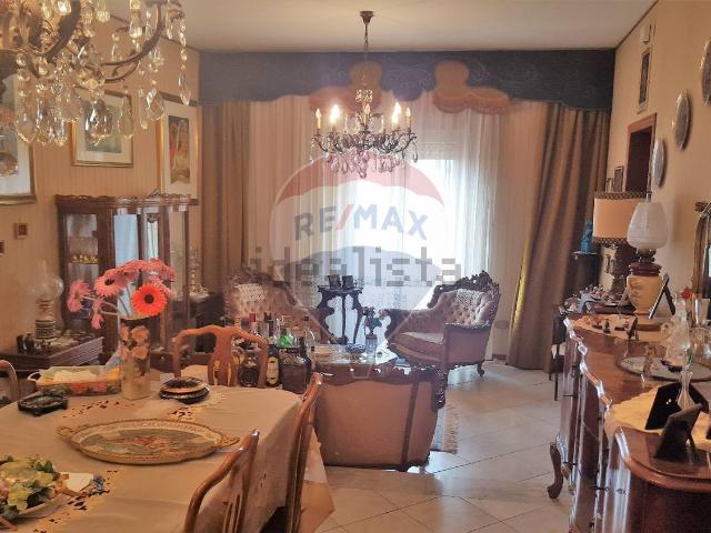 Casa in vendita a Calascibetta, Enna