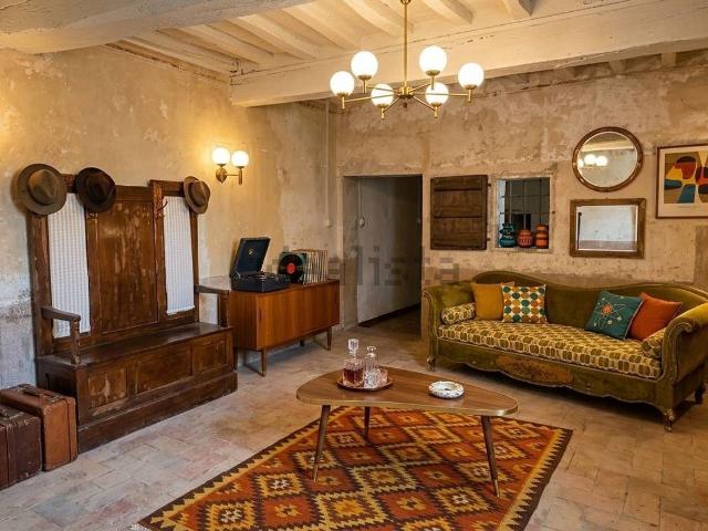 Casa in vendita a Val d’Enza, Re