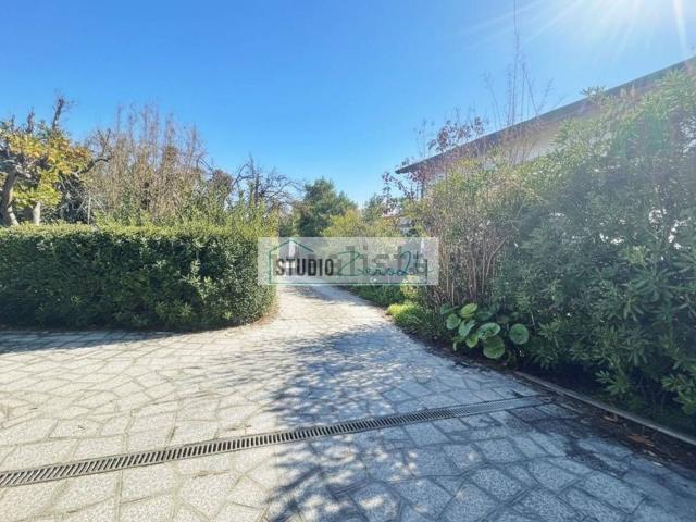 Casa in vendita a Cinque Vie, Marina Di Massa
