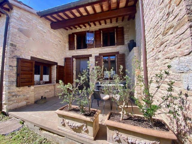 Casa in vendita a Marche, Pesaro E Urbino