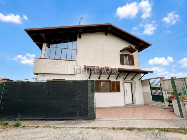 Casa in vendita a Piemonte, Vercelli