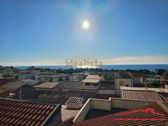 Casa in vendita a Calabria, Reggio Calabria