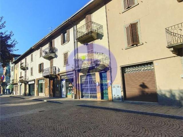 Casa in vendita a Comunità Montana della Valle Brembana, Val Brembilla