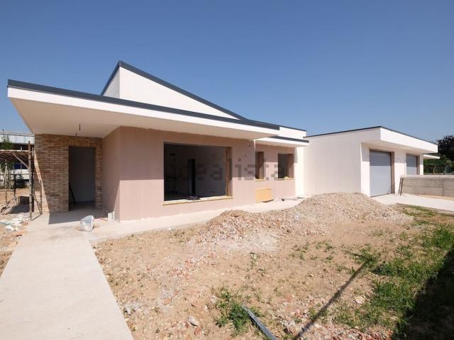 Casa in vendita a San Antonio, Pordenone