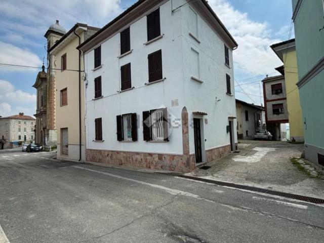 Casa in vendita a San Damiano Al Colle, Lombardia