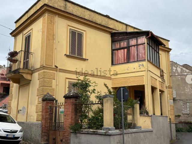 Casa in vendita a Grotte Santo Stefano, Viterbo