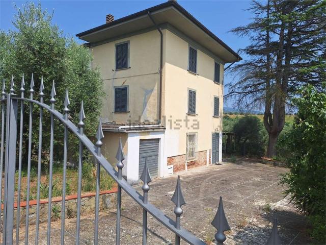 Casa in vendita a Lamporecchio, Papone