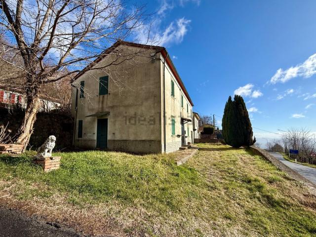 Casa in vendita a Piancastagnaio, Toscana