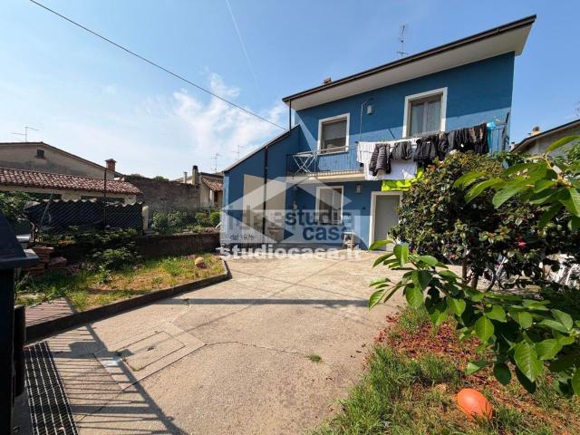 Casa in vendita a Moscazzano, Lombardia