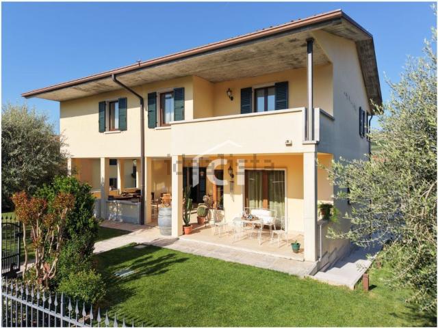 Casa in vendita a San Pietro In Cariano, Veneto