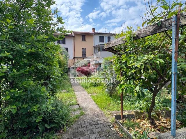 Casa in vendita a Comun Nuovo, Lombardia