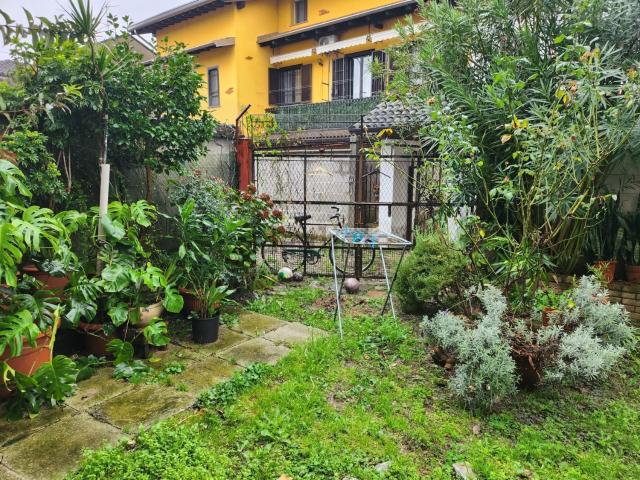 Casa in vendita a Albonese, Lombardia