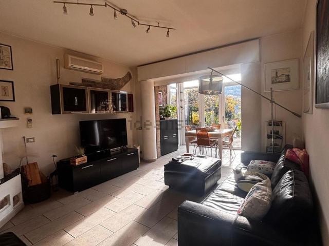 Casa in vendita a Sant'Erminio, Cenerente