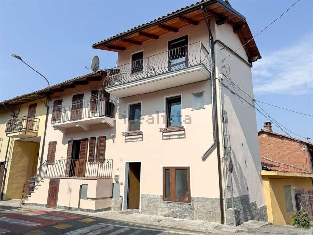 Casa in vendita a Berzano di San Pietro, Asti