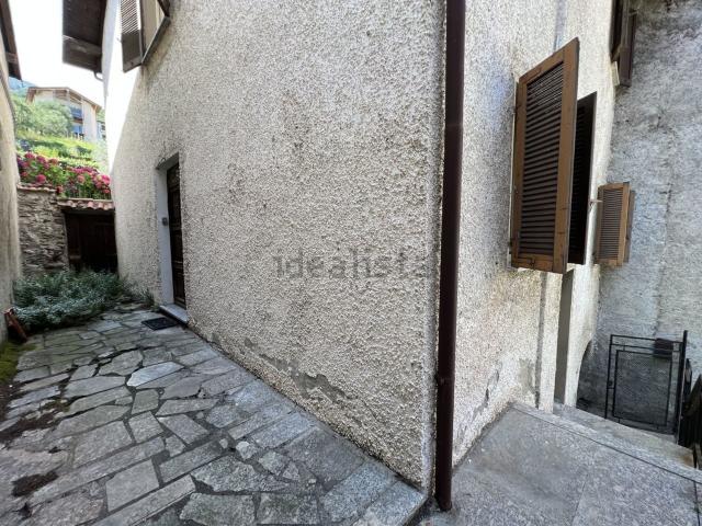 Casa in vendita a Gera Lario, Lombardia