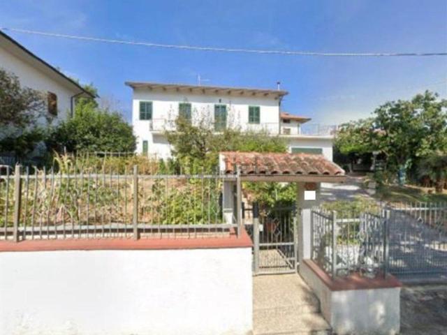 Casa in vendita a Borgo Massano, Montecalvo in Foglia