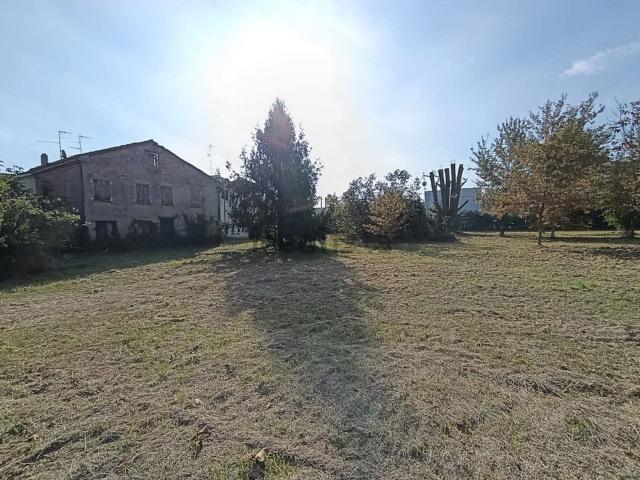 Casa in vendita a Unione Comuni Modenesi Area Nord, Mirandola