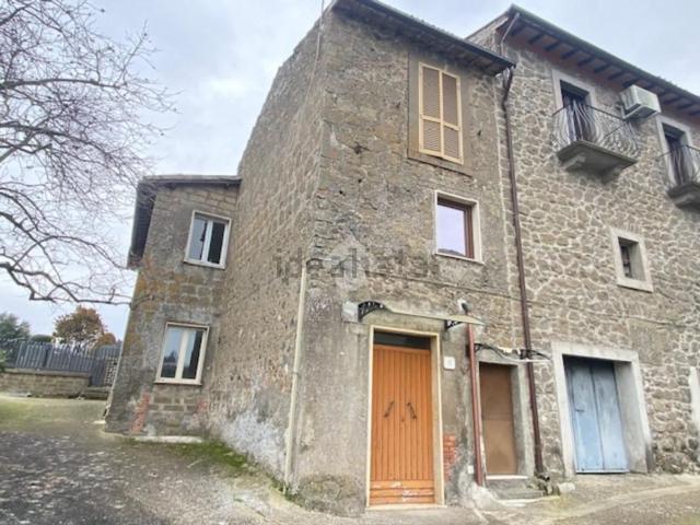 Casa in vendita a Montefiascone, Lazio