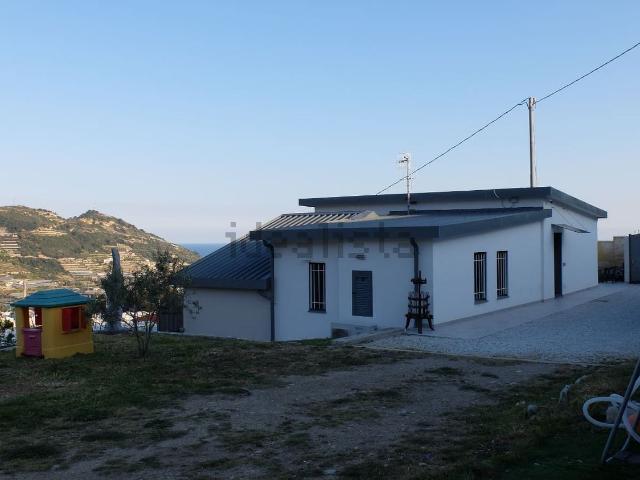 Casa in vendita a Taggia