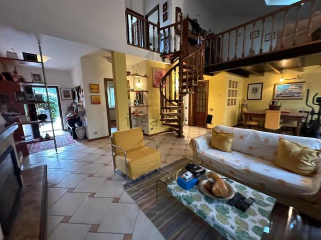 Casa in vendita a Piemonte, Alessandria