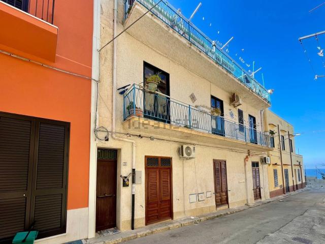 Casa in vendita a Castellammare Del Golfo, Sicilia