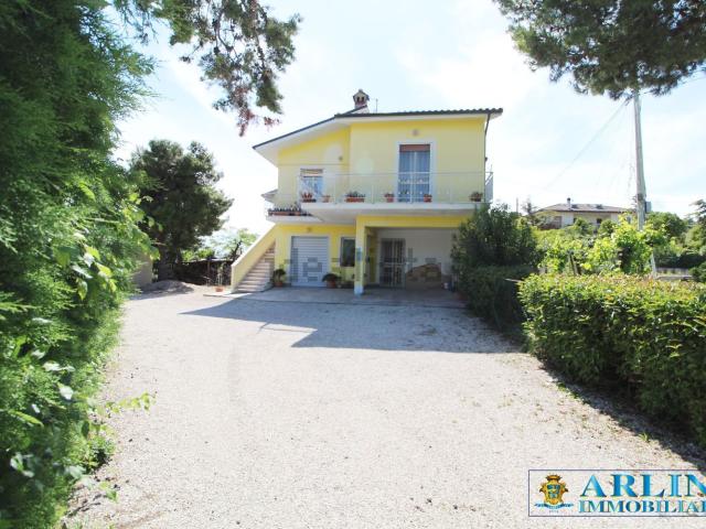 Casa in vendita a Atri, Abruzzo