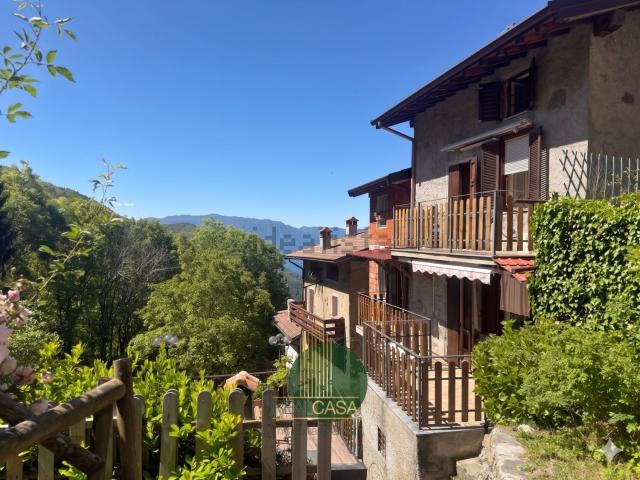 Casa in vendita a Noceno, Bellano