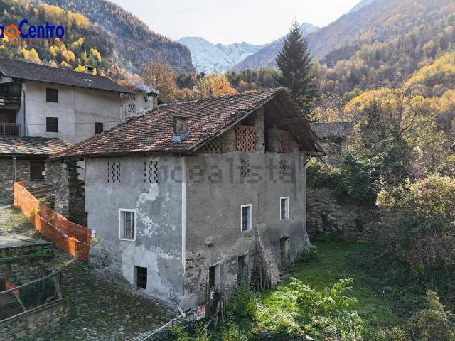 Casa in vendita a Aymavilles, Aosta