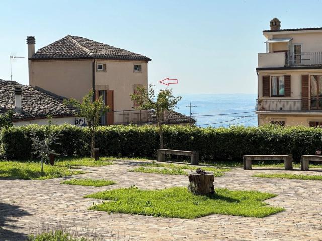Casa in vendita a Marche, Fermo