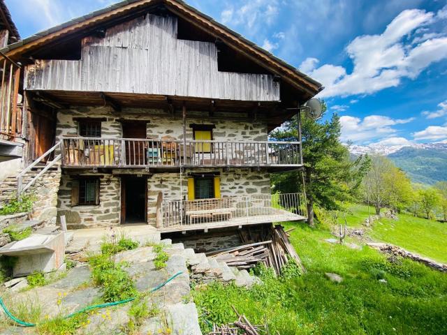 Casa in vendita a Fontainemore, Aosta
