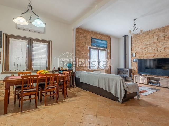 Casa in vendita a Colmata, Piombino