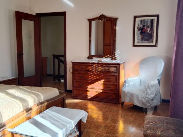 Casa in vendita a Montalbo, Ziano Piacentino